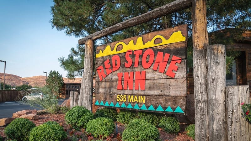 Red Stone Inn
