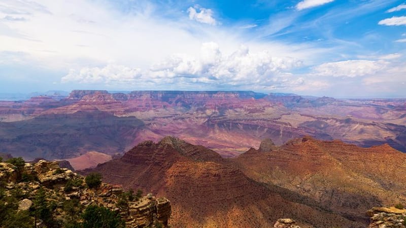 Grand Canyon Landmarks Tour by Airplane with Optional Hummer Tour