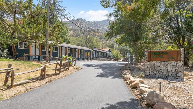 The Congress Sequoia Motel RM6
