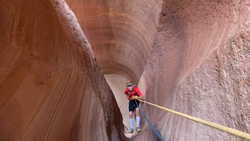 East Zion: Coral Sands Half-Day Canyoneering Tour