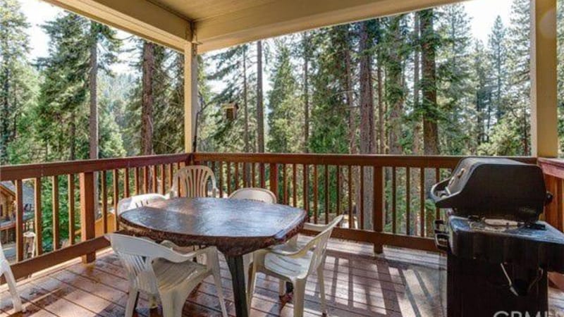 Pine Arbor Retreat