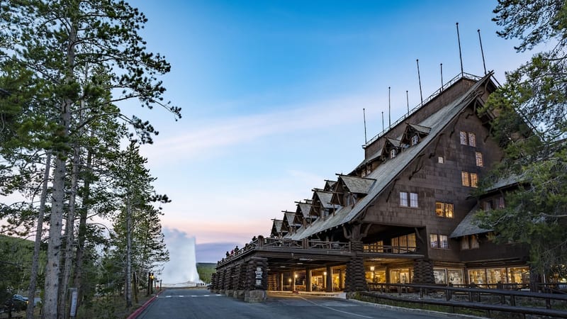 Old Faithful Inn